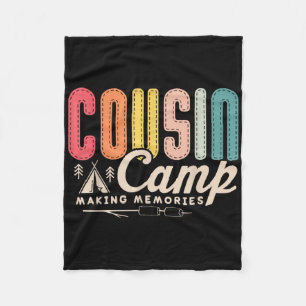 Cousin Camp Crew 2024 Erinnerungen schaffen Famili Fleecedecke