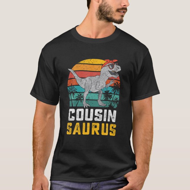 Cousinsaurus T Rex Dinosaur Cousin Saurus Familie  T-Shirt (Vorderseite)