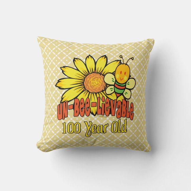 Coussin 100e anniversaire - Incroyable à 100 ans (Recto)