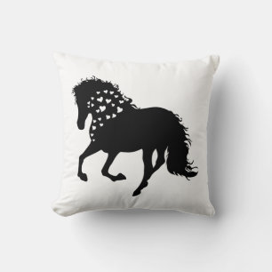 Coussin 1- Chemise à cheval, Aiguille à cheval, Filles Che