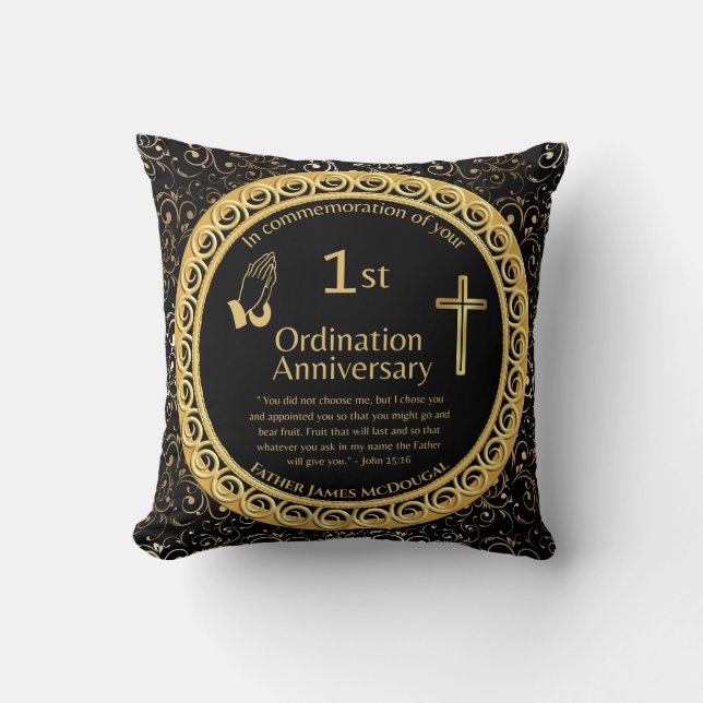 Coussin 1er anniversaire d'Ordination prêtre PERSONNALISÉ (Recto)