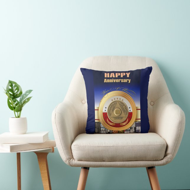Coussin 3 ans NOM PERSONNALISÉ Sober Anniversaire Prix de  (Chaise)
