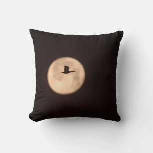 Coussin A Snow Goose Against A Full Moon New Mexico