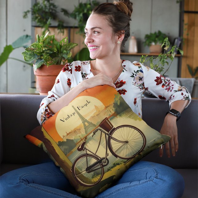 Coussin Affiche de voyage à vélo, Paris personnalisable (Créateur téléchargé)