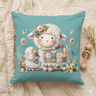 Coussin Agneaux Mignons avec Accents Floraux et Patchwork