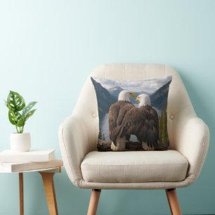 Coussin Aigle chauve protégeant sa compagne