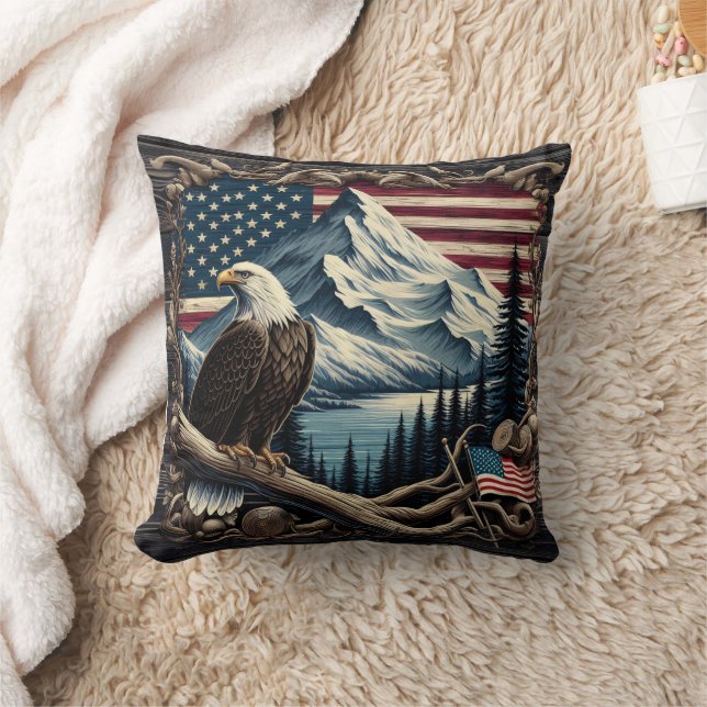 Coussin Aigle Majestueux Perché Près Du Paysage Américain (Couverture)