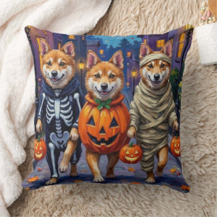 Coussin Akita Chiens Trick-or-Treating en costumes d'Hallo