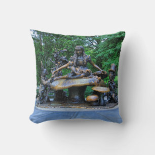 Coussin Alice au pays des merveilles - Central Park NYC #2