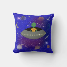 Coussin Alien dans un vaisseau spatial portant un t-shirt 