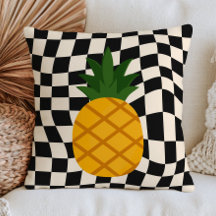 Ananas jaune sur motif à carreaux noir et blanc