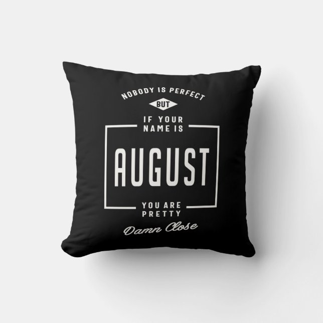 Coussin Août Nom personnalisé Anniversaire Cadeau (Recto)