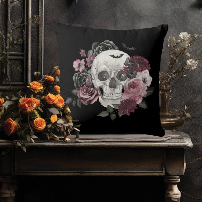 Coussin Aquarelle Florale Squelette Goth Halloween Monogra (Watercolor Floral Skeleton Goth Halloween Monogram Throw Pillow)