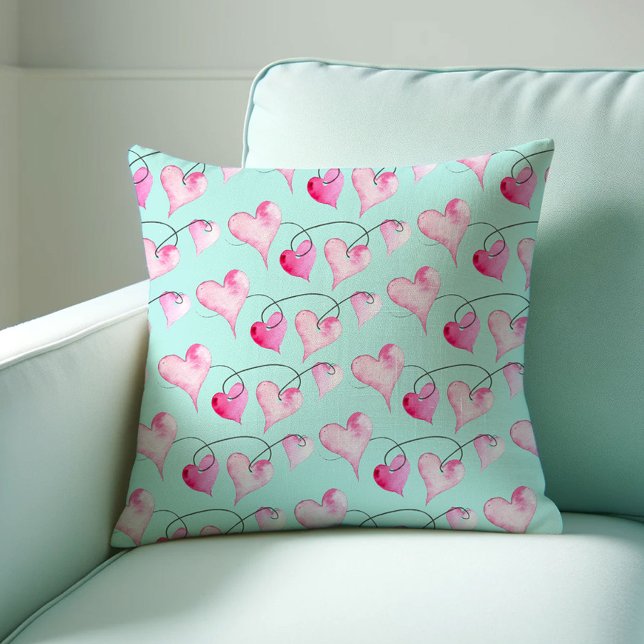 Coussin Aquarelle Motif Coeurs roses (Valentines decor watercolor hearts pillow art by Victoria Grigaliunas of Do Tell A Belle)