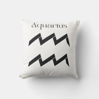 Coussin Aquarius: Echoes of Freedom