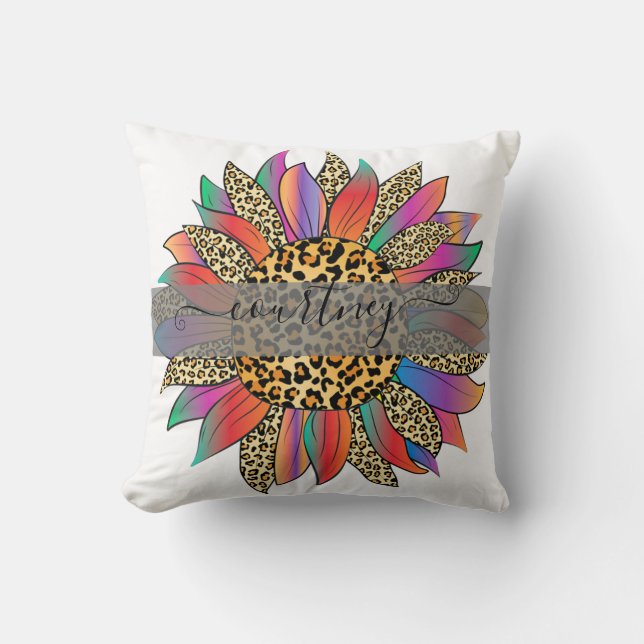 Coussin Arc en ciel et empreinte de léopard personnalisé (Recto)