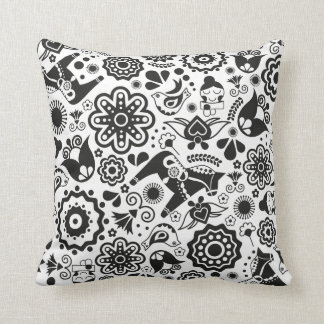 Coussin Art populaire scandinave monochrome