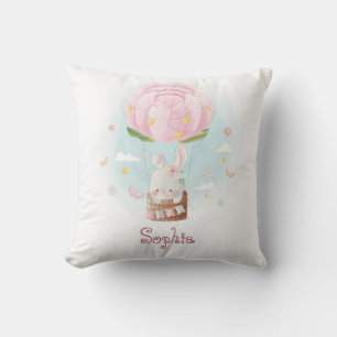 Coussin Baby lapin dans le ballon Nursery Throw Pillow