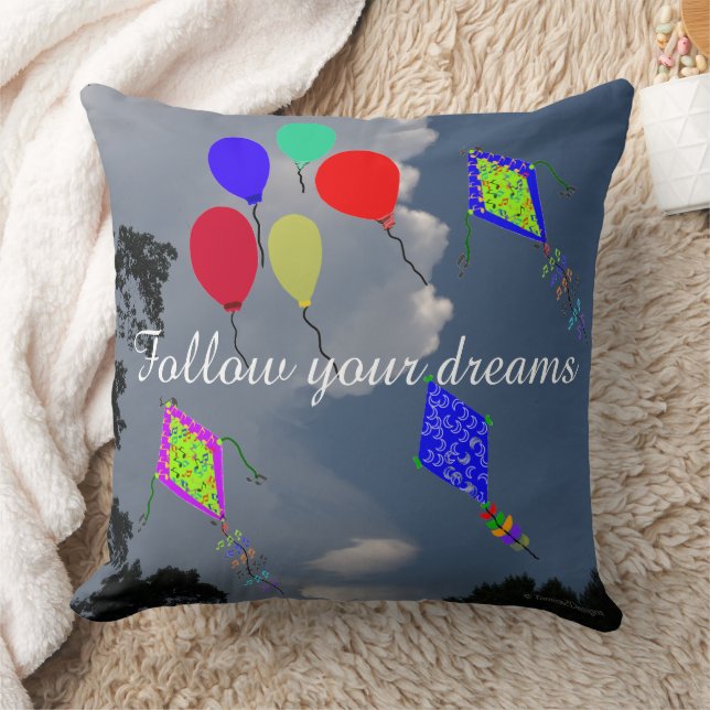 Coussin Ballons Kite Flying Fluffy Nuages 20" x 20" (Couverture)