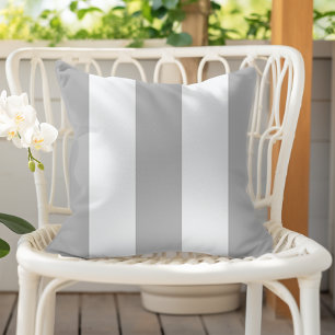 Coussin Bandes de cabane verticale gris et blanc classique