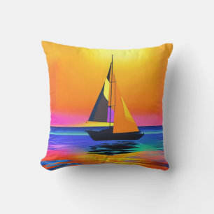 Coussin Bateau à voile contre un coucher de soleil sur l'o