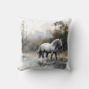 Coussin beau cheval dans le lac