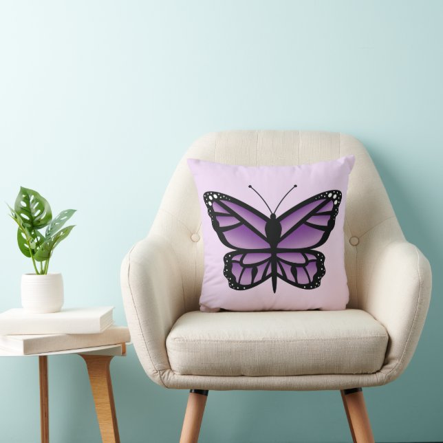 Coussin Beau Papillon violet et noir couleur été (Chaise)