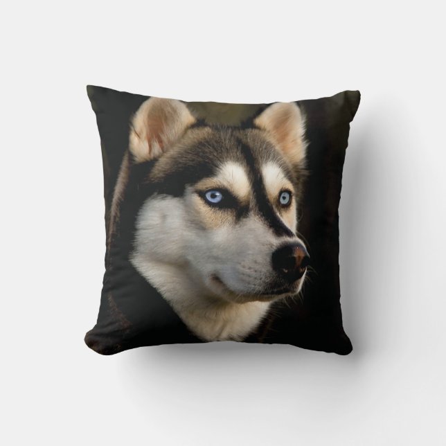 Coussin Beautiful Husky Throw Pillow (Recto)