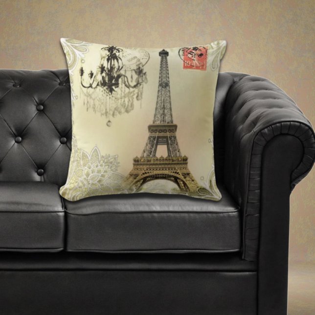 Coussin beijal lace chandelier eiffel (beige floral lace chandelier paris eiffel tower throw pillow)