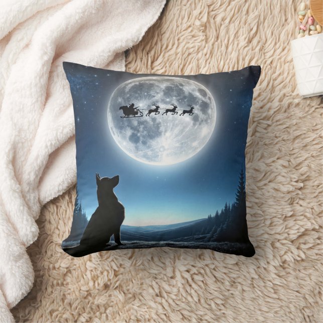 Coussin Berger allemand observant le Père Noël et le renne (Couverture)