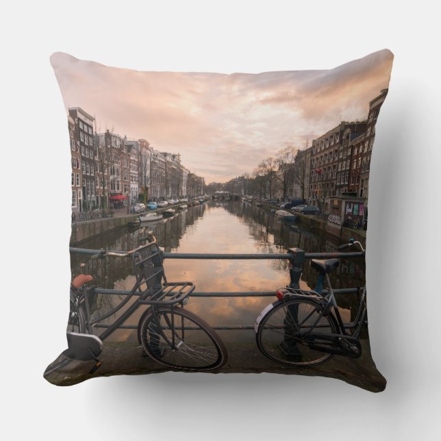 Coussin Bicyclettes au coucher du soleil à Amsterdam (Recto)