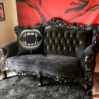 Coussin Bite Me Gothic Vampire