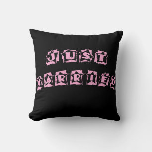 Coussin Black Pink vient de se marier