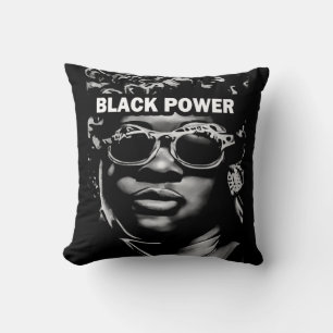 Coussin Black Power Afro Beauté Portrait femme (AI+Human)