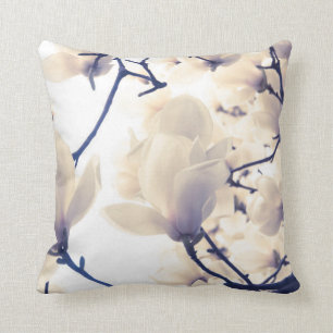 COUSSIN BLANC DE FLEURS DE MAGNOLIA