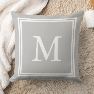 Coussin Blanc sur le monogramme de double cadre de gris de