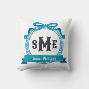 Coussin Bleu Aqua Profond Monogramme à Coudes à Motif Grec