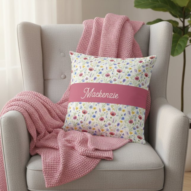 Coussin Blue Pink Wildflower Botanical Monogram Name (Créateur téléchargé)