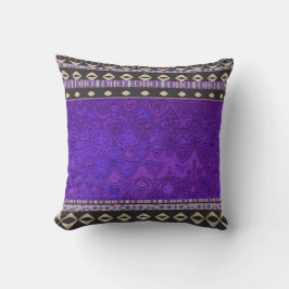 Coussin Boho motif moderne violet coloré