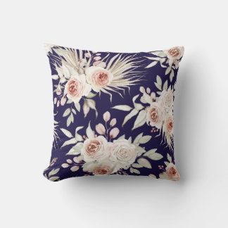Coussin Boho rose roses sur bleu marine