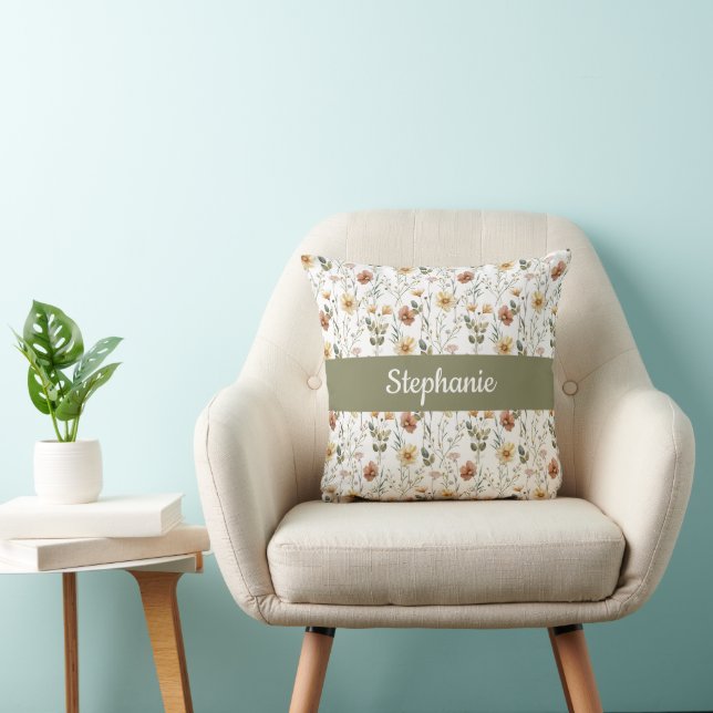 Coussin Boho Watercolor Wildflower Monogram Name (Chaise)