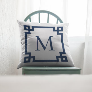 Coussin Bordure de la clé grecque Monogramme bleu marine
