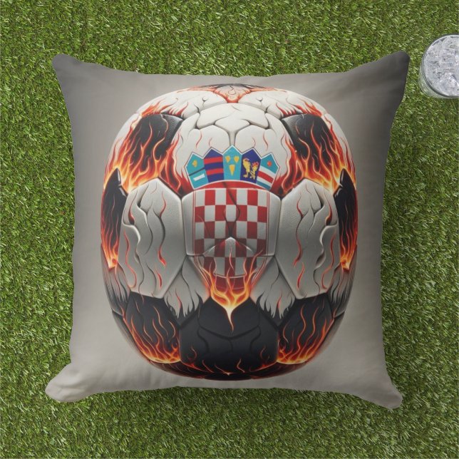 Coussin Boule de football croate fière (Herbe)