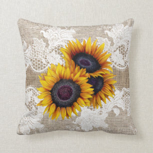 Coussin Bouquet de tournesol et dentelle vintage rustique