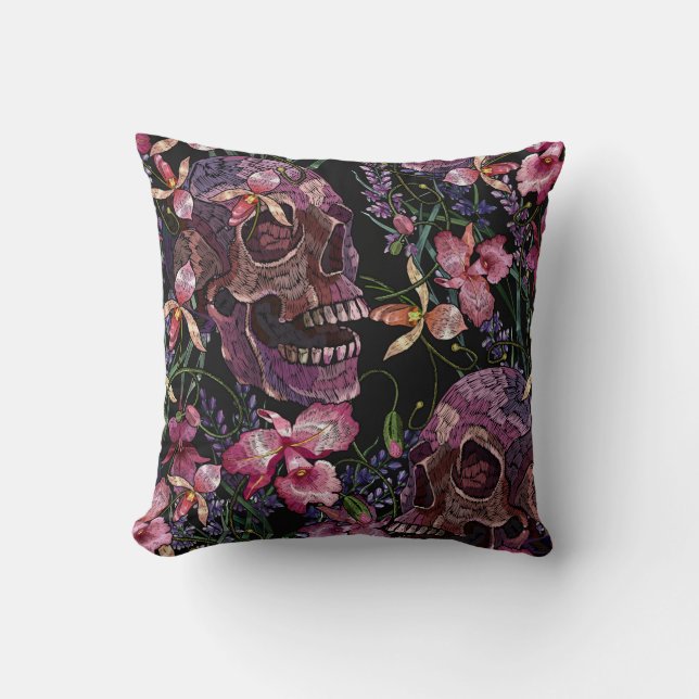 Coussin Broderie crâne humain et fleurs d'orchidées roses  (Recto)