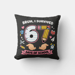 Coussin Bruh j'ai survécu 67 jours d'école