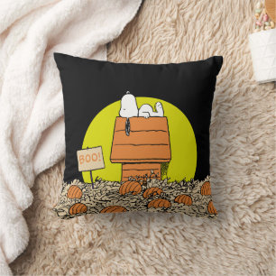 Coussin cacahuètes   Snoopy Napping dans le patch Citrouil