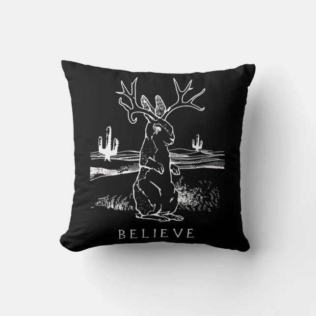 Coussin Cadeau de lapin| Croyez le Jackalope (Recto)