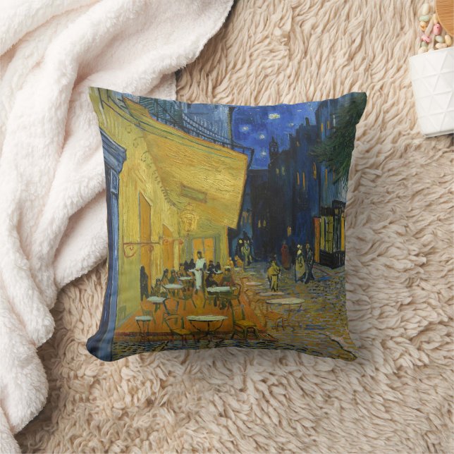 Coussin Café Terrasse par Vincent Van Gogh (Couverture)