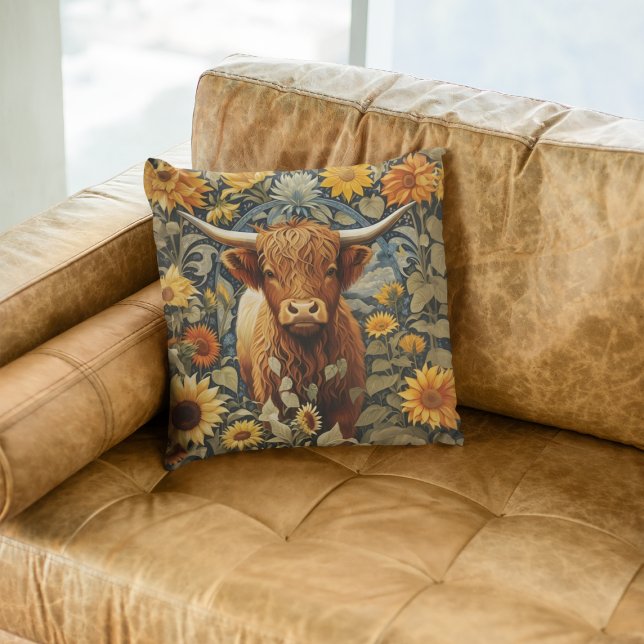 Coussin Campagne rustique Highland Cow Sunflowers (Créateur téléchargé)